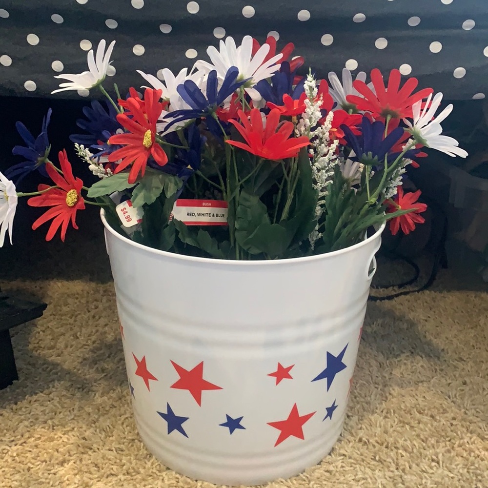 4th of July bucket with artificial flowers